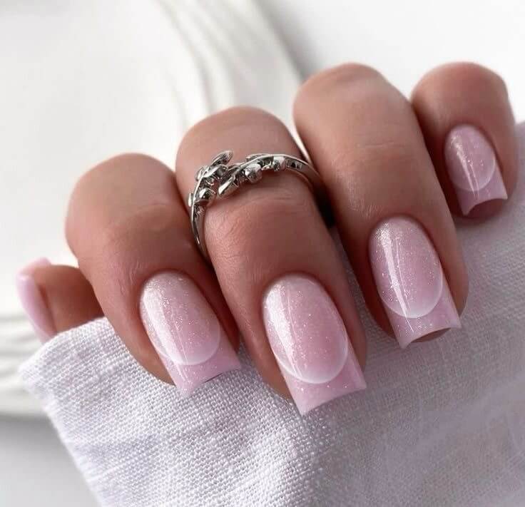 faire sa manucure de mariage