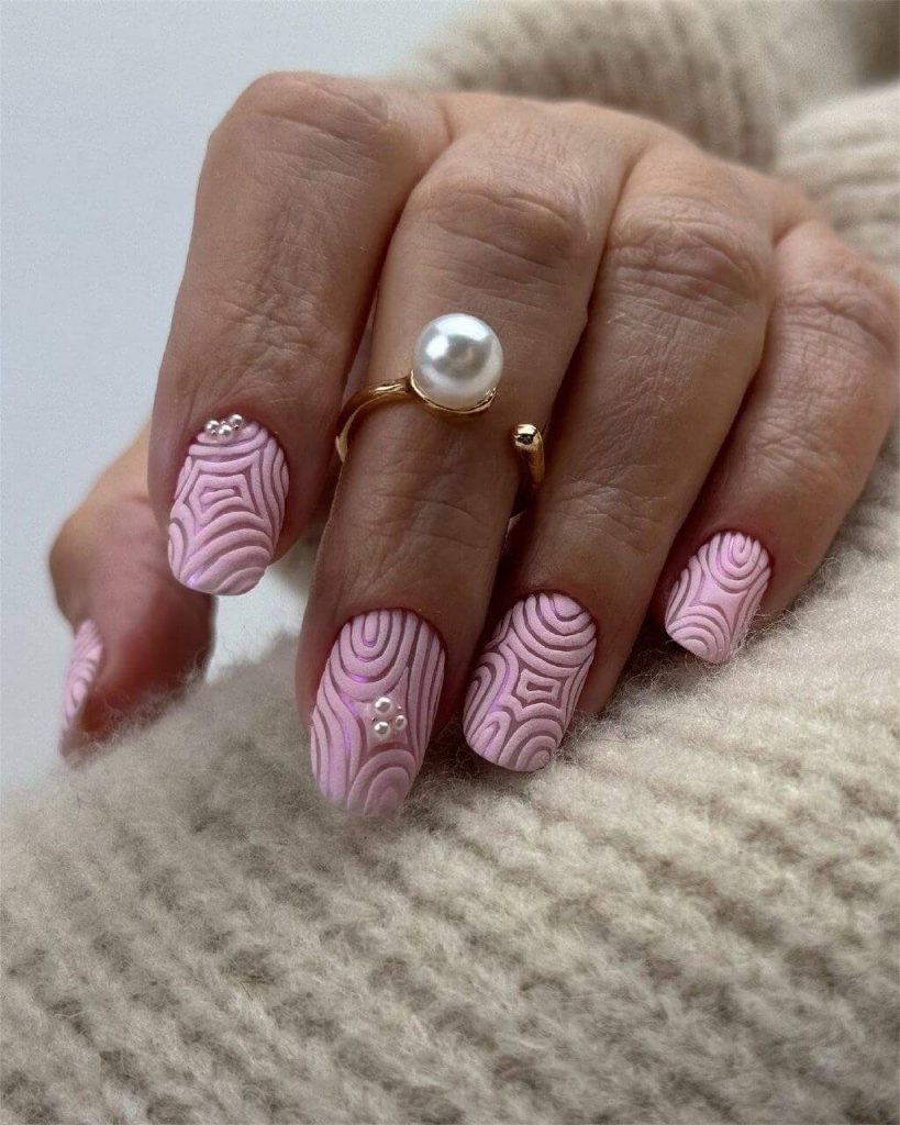 Ongles en gel ou semi-permanent