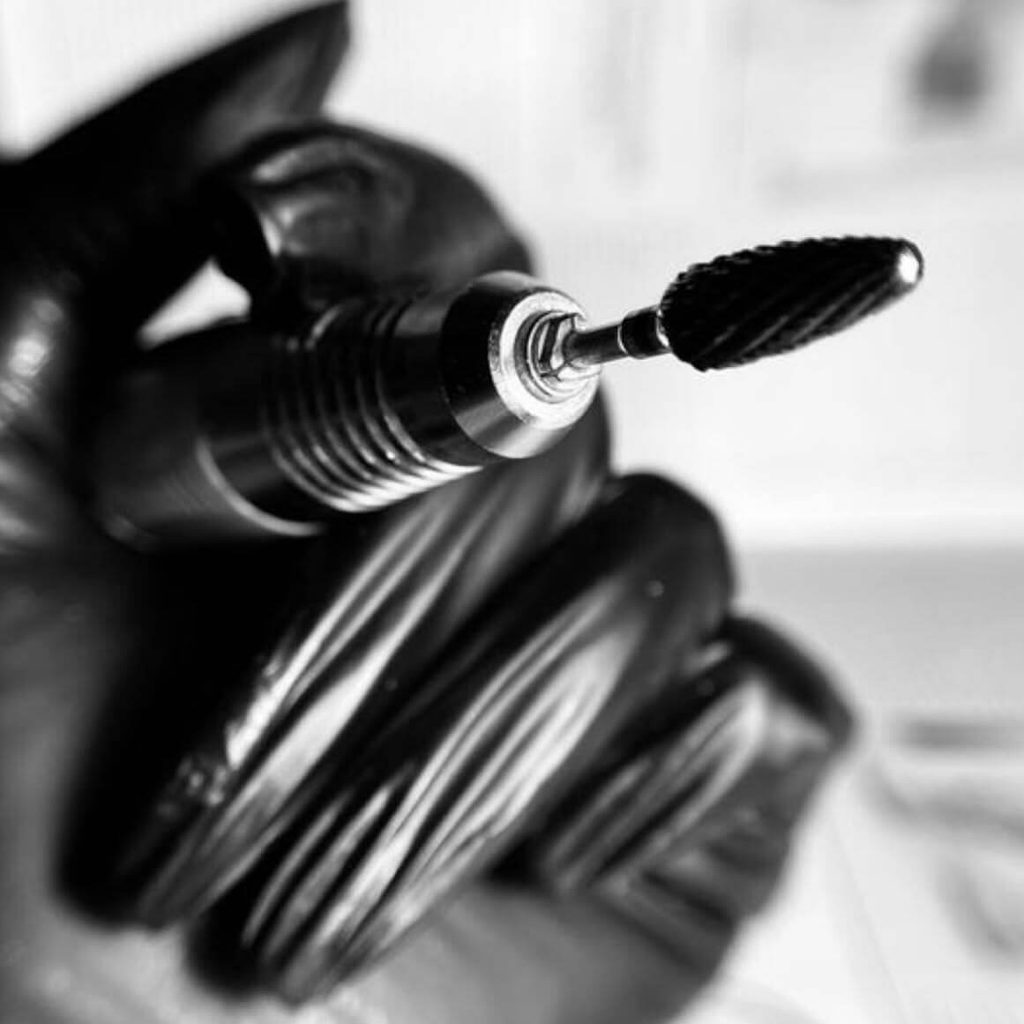 comment choisir sa prothésiste ongulaire